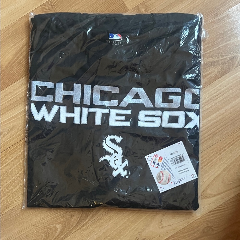 Chicago White Sox Black T-Shirt